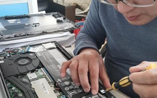 快速安装原版系统的教程（以SSD装原版系统，让电脑速度飞起来！）
