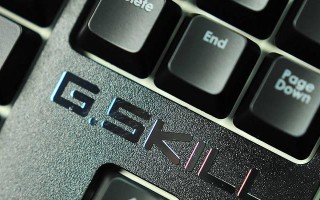 芝奇KM570怎么样？详细评测及用户反馈（功能全面、打字舒适、性价比高）