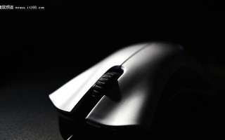 《炼狱蝰蛇逆战典藏版》（华丽画质、丰富剧情、多样玩法，打造全新射击游戏巅峰）