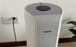飞利浦E310手机的优点与缺点（一款实用的功能机，值得拥有）