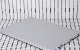 《探索HPFolio9470m的强大功能与卓越性能》（高效办公利器，轻薄便携的商务笔记本电脑）