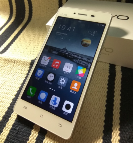 Vivo智能手机WiFi连接不稳定（WiFi稳定性提升）-第2张图片-星耀数码