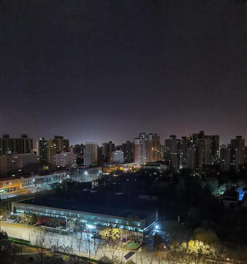 华为Y560电信版手机体验报告（一款性价比超高的手机选择，华为Y560电信版手机评测）-第3张图片-星耀数码