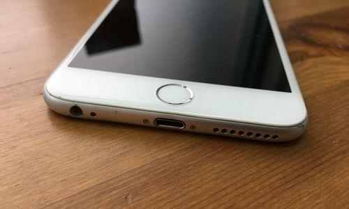 iPhone6Plus银色的优势与特点（全面升级的大屏幕手机在设计与功能上的突破）-第3张图片-星耀数码