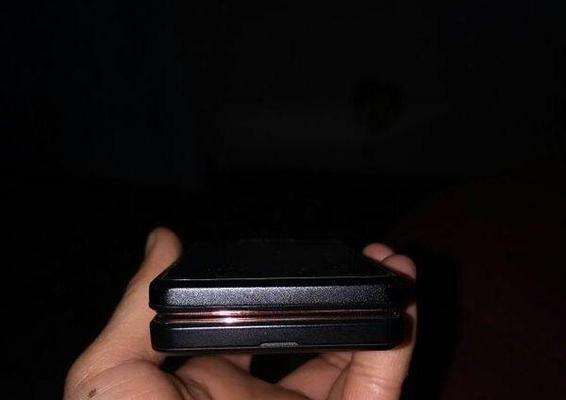探索三星2500元左右手机的性能与功能（一款实惠而强大的手机选择，三星2500元手机值得关注）-第2张图片-星耀数码