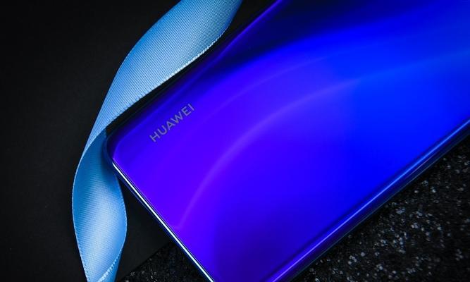 华为nova64G版评测——性能优秀，拍照出众（华为nova64G版配置、相机和性能表现全面解析，买它没错！）-第2张图片-星耀数码